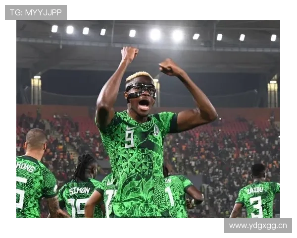 奥斯梅恩对阵顶级中卫时如何发挥身体优势