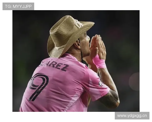 苏亚雷斯与梅西的合作竞争关系解析 苏亚雷斯与梅西的合作竞争关系解析