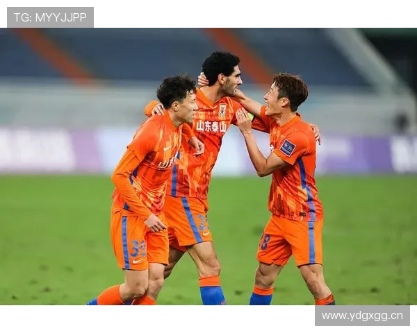 山东泰山近期争冠竞争力下滑，对赛季走势形成制约与局面变化