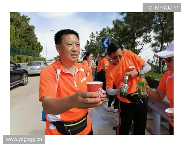 蔡赟居然一天能喝几瓶功能饮料？这种体力简直逆天！