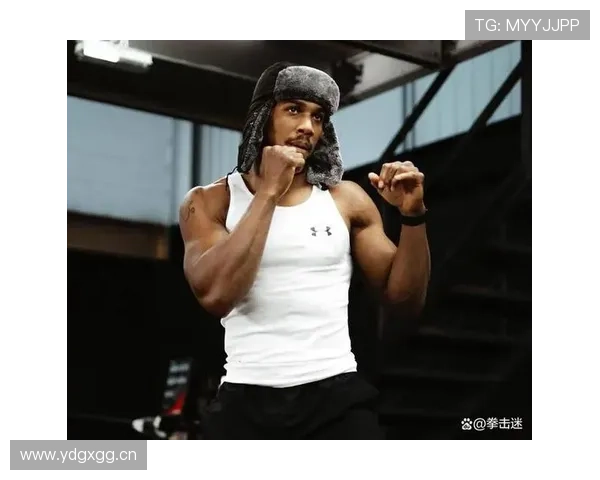 安东尼·约书亚训练完顺手买了辆限量超跑，这还是他“节俭”的日子？