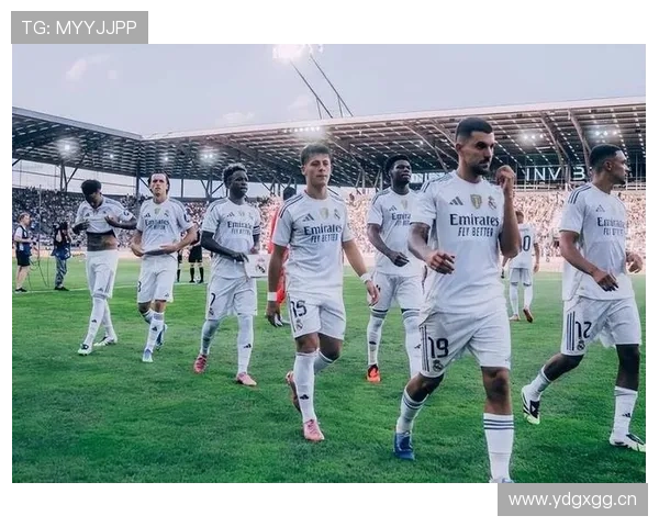 皇马关键比赛表现起伏：球队争冠形势受阶段性波动考验