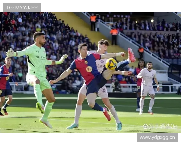 莱万多夫斯基进球方式解析：头球、脚下与禁区终结均衡性分析