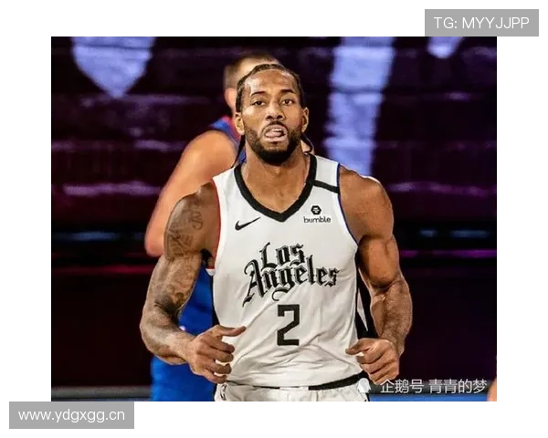 麦克格雷迪突破拉拽制造空位 投入关键时刻助火箭逆转